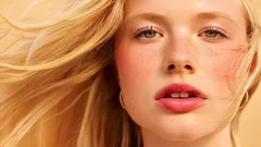 How to Add Shine to Your Hair at Home with Simple Tricks from Homemakers