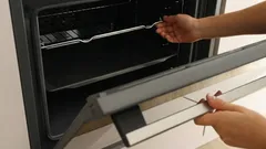 Why You Should Leave the Oven Door Open for a Little While After Cooking