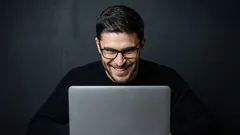 Can public Wi‑Fi owners see what you do on your phone